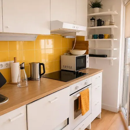 Calm, Cozy & Bright For Your Appartement *